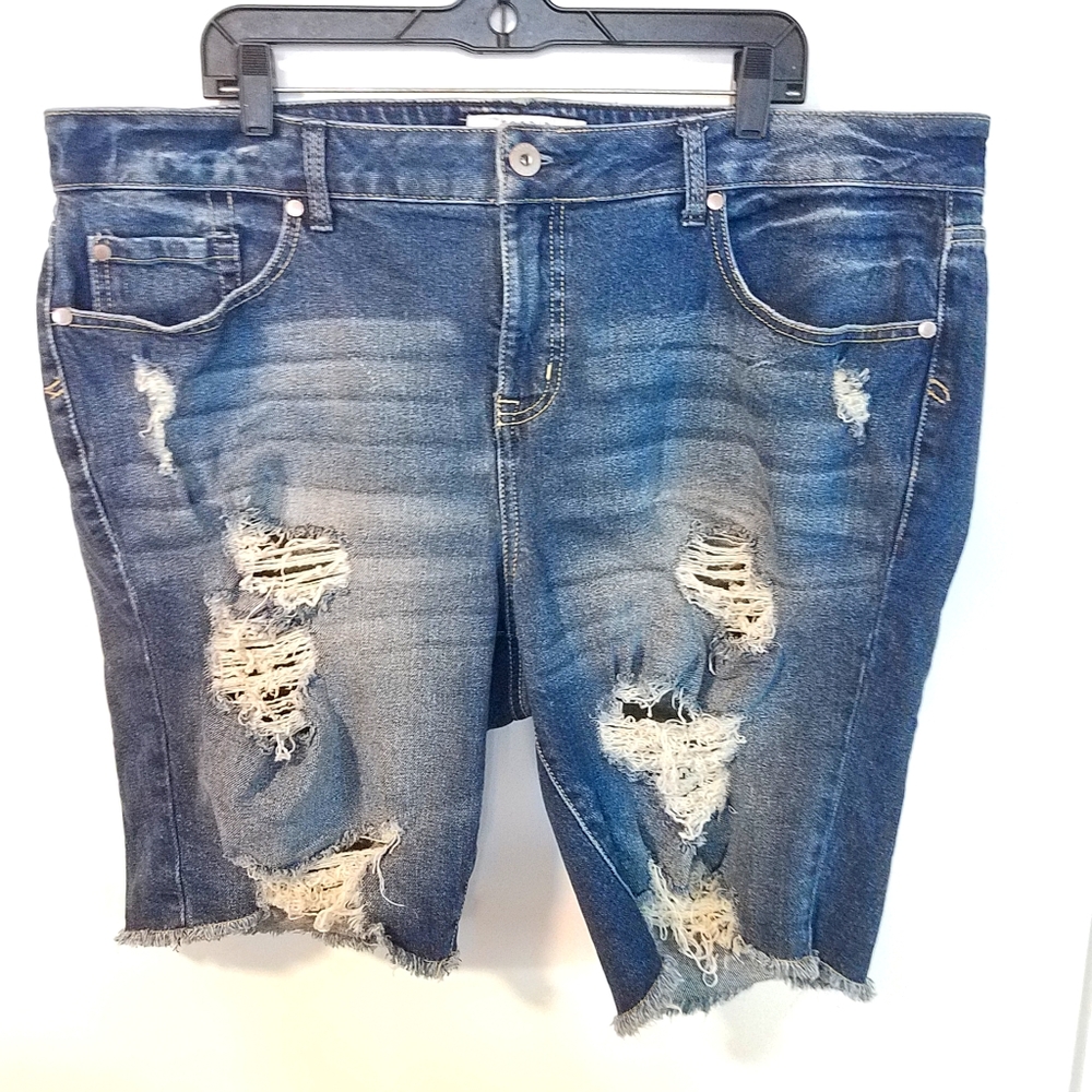 18 Torrid Bermuda Shorts with Ripped Destruction